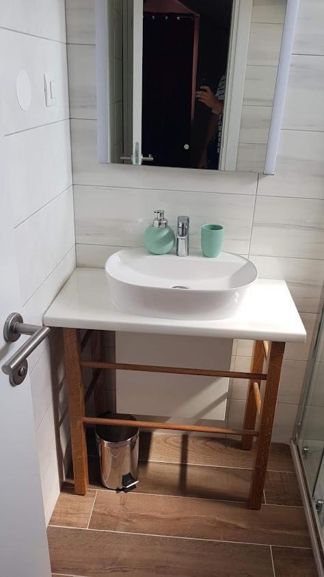 Elizabeta Deluxe Rooms Biograd Na Moru Exteriör bild