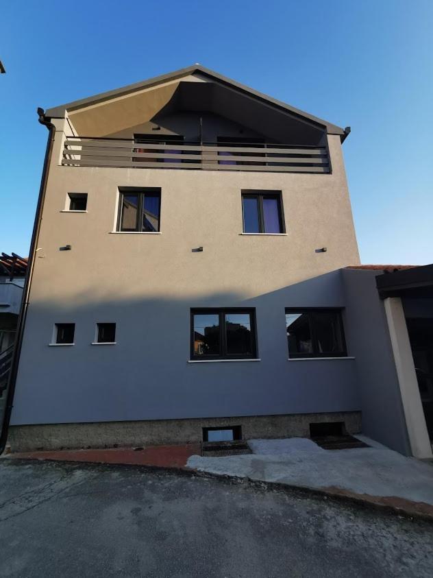 Elizabeta Deluxe Rooms Biograd Na Moru Exteriör bild