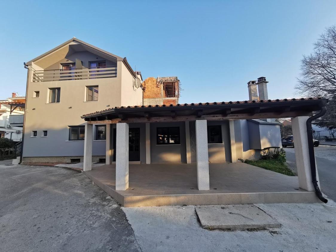 Elizabeta Deluxe Rooms Biograd Na Moru Exteriör bild